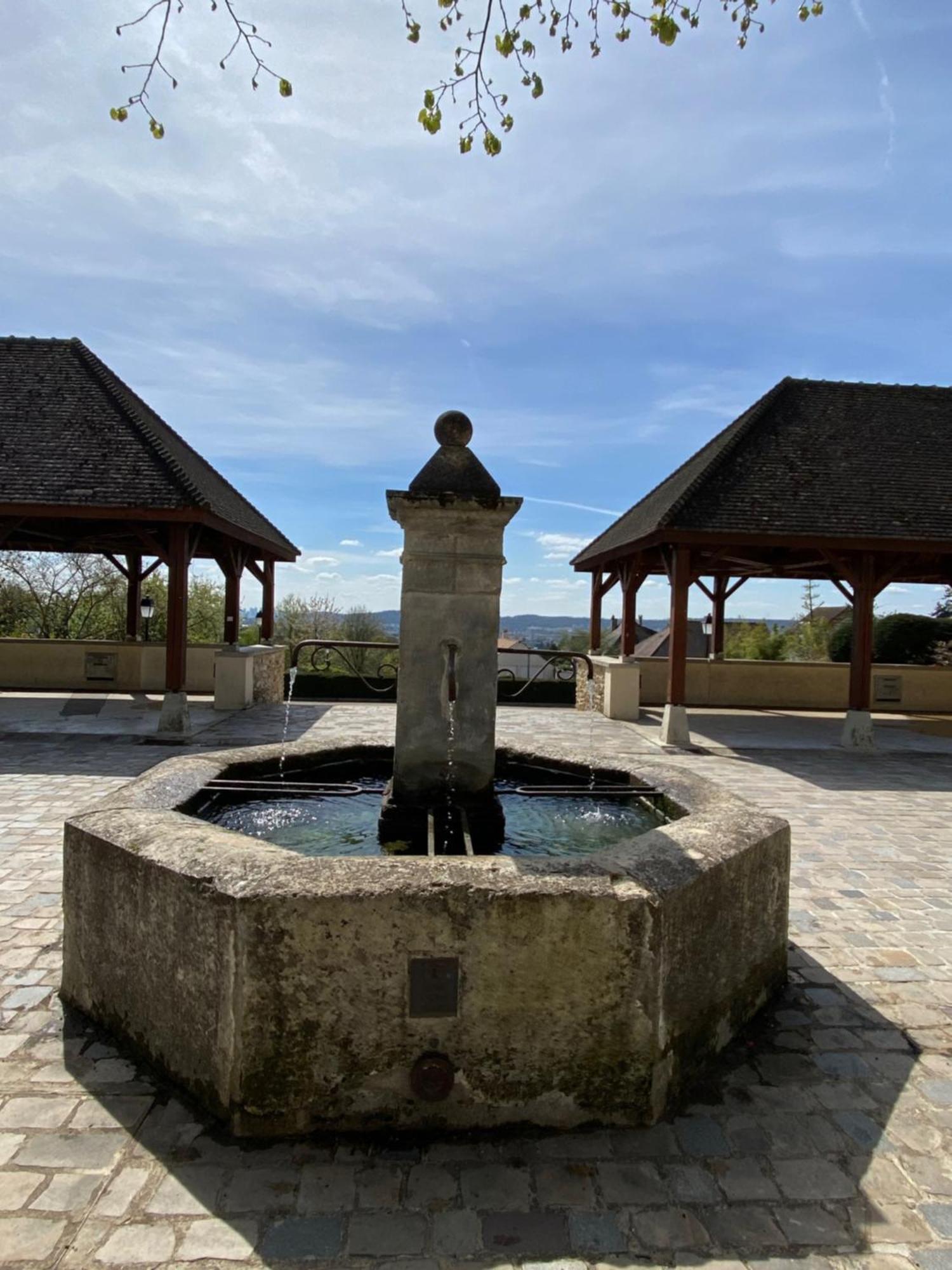 La Villa Perchee Calme, Sauna, Parking Prive Saint-Prix  Zewnętrze zdjęcie