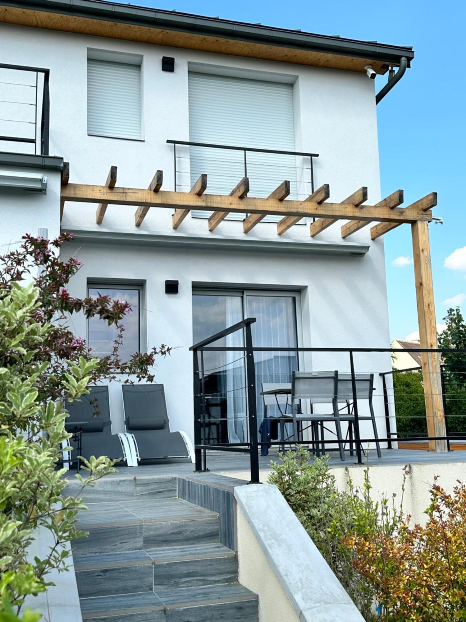 La Villa Perchee Calme, Sauna, Parking Prive Saint-Prix  Zewnętrze zdjęcie
