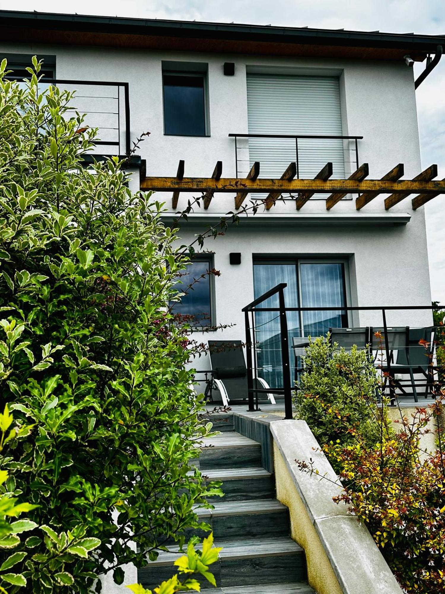 La Villa Perchee Calme, Sauna, Parking Prive Saint-Prix  Zewnętrze zdjęcie