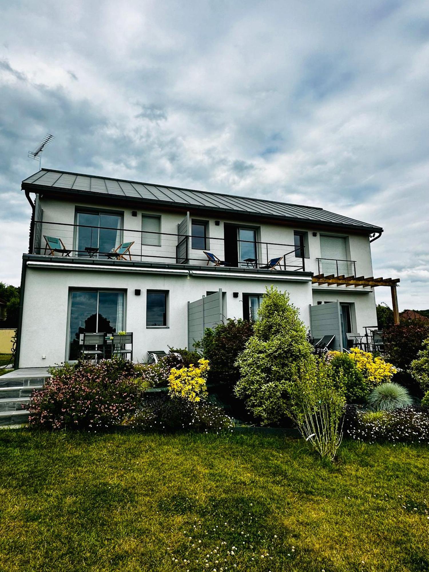 La Villa Perchee Calme, Sauna, Parking Prive Saint-Prix  Zewnętrze zdjęcie
